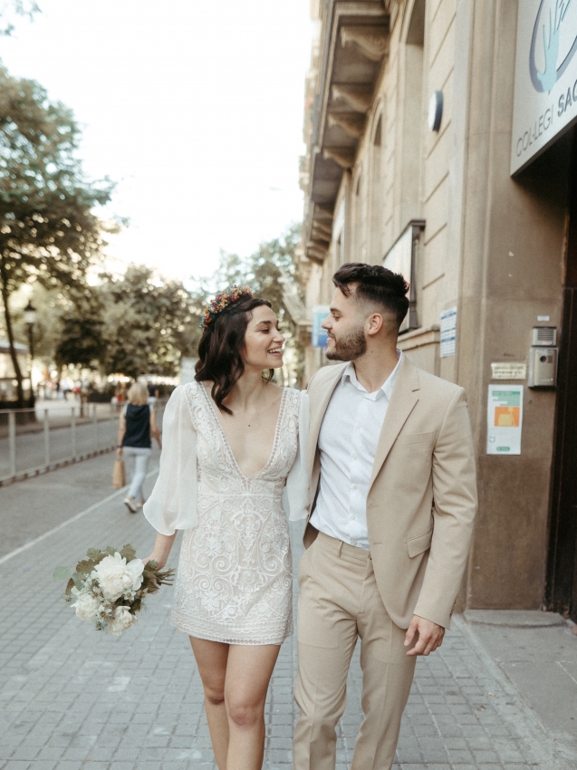 Nvies de ciutat - Romantic bride in Barcelona